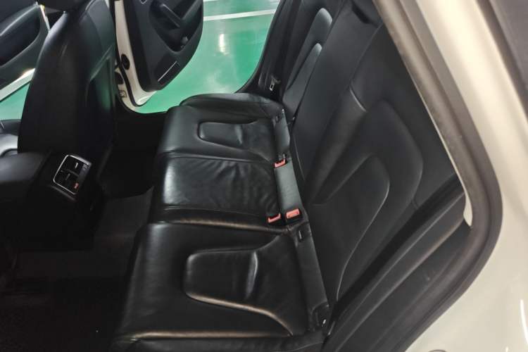 Used Audi A4L 2013 35 TFSI Automatic Comfort Model Left Rear Seat