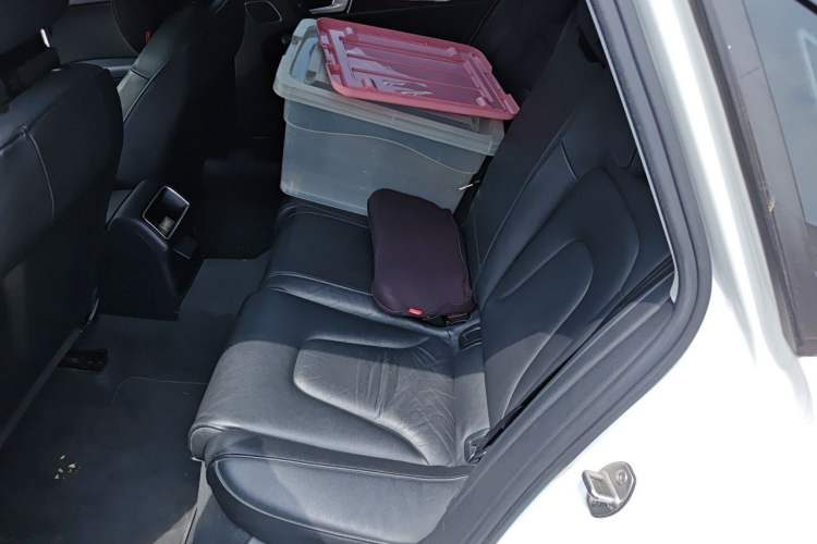 Used Audi A4L 2013 35 TFSI Automatic Comfort Model Left Rear Seat