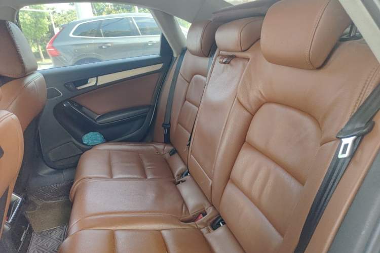 Used Audi A4L 2013 35 TFSI Automatic Standard Model Left Rear Seat