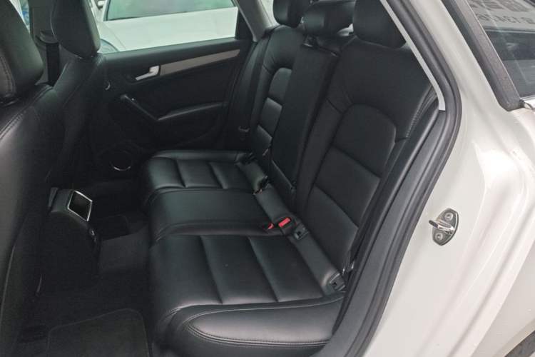Used Audi A4L 2013 35 TFSI Automatic Standard Model Left Rear Seat