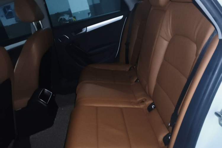 Used Audi A4L 2013 35 TFSI Automatic Standard Model Left Rear Seat