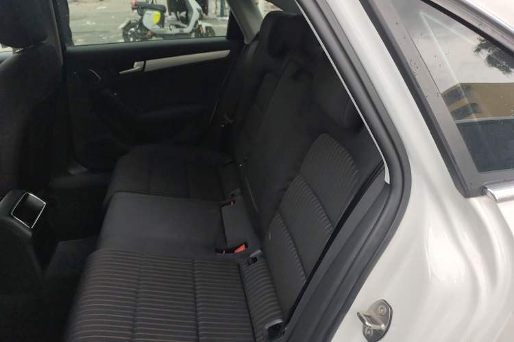 Used Audi A4L 2013 35 TFSI Automatic Standard Model Left Rear Seat