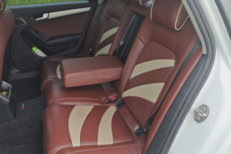 Used Audi A4L 2013 40 TFSI quattro Individual Sport Edition Left Rear Seat