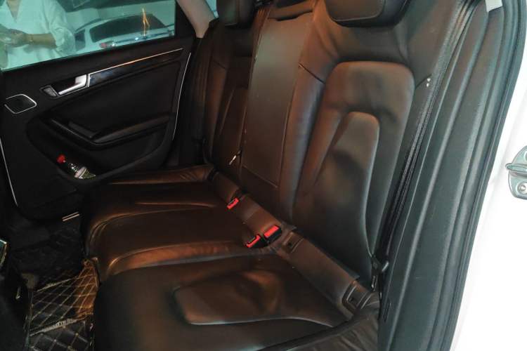 Used Audi A4L 2013 35 TFSI Automatic Standard Model Left Rear Seat