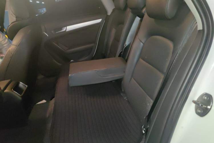 Used Audi A4L 2013 35 TFSI Automatic Standard Model Left Rear Seat