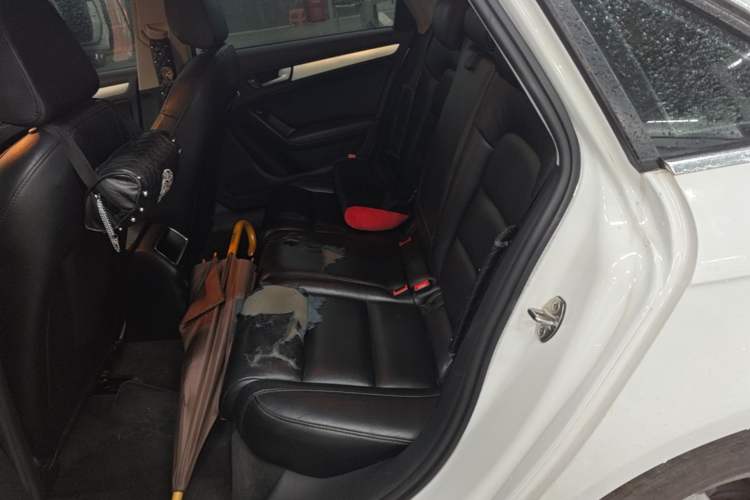 Used Audi A4L 2013 35 TFSI Automatic Standard Model Left Rear Seat
