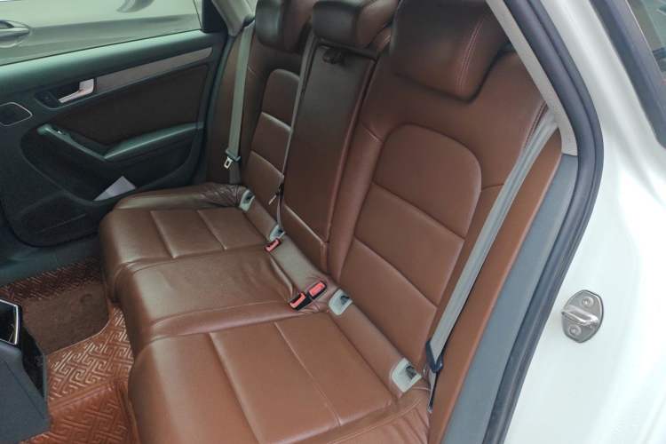 Used Audi A4L 2013 35 TFSI Automatic Standard Model Left Rear Seat