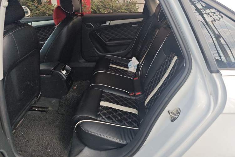 Used Audi A4L 2013 35 TFSI Automatic Standard Model Left Rear Seat