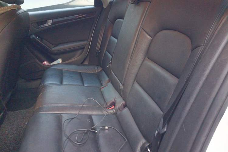 Used Audi A4L 2013 35 TFSI Automatic Comfort Model Left Rear Seat