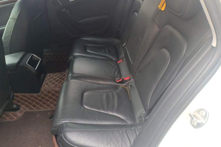Used Audi A4L 2013 35 TFSI Automatic Comfort Model Left Rear Seat