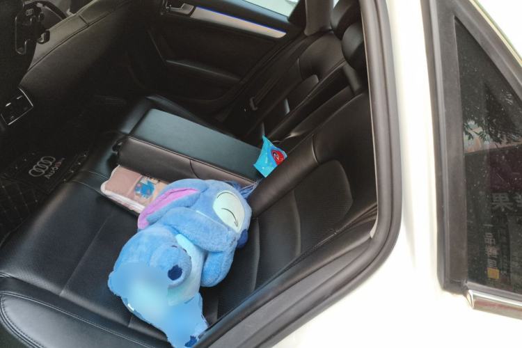 Used Audi A4L 2013 35 TFSI Automatic Standard Model Left Rear Seat
