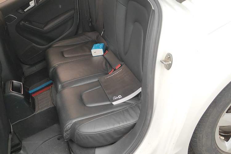 Used Audi A4L 2013 35 TFSI Automatic Comfort Model Left Rear Seat