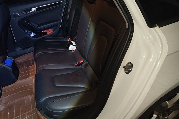 Used Audi A4L 2013 35 TFSI Automatic Standard Model Left Rear Seat