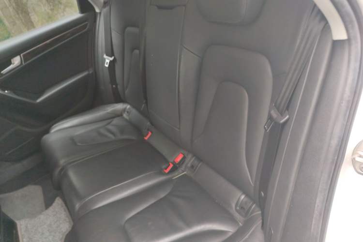 Used Audi A4L 2013 35 TFSI Automatic Standard Model Left Rear Seat