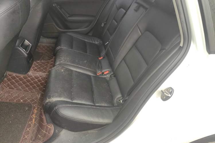 Used Audi A4L 2013 35 TFSI Automatic Standard Model Left Rear Seat