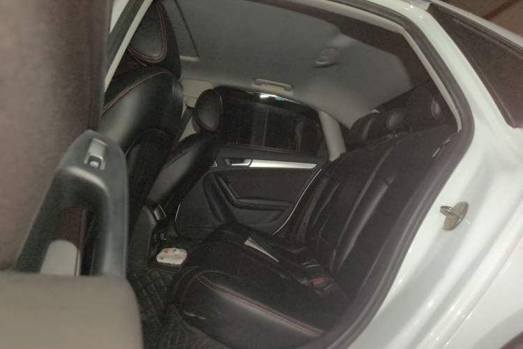 Used Audi A4L 2013 35 TFSI Automatic Standard Model Left Rear Seat