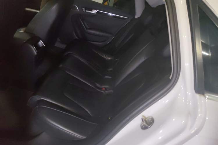 Used Audi A4L 2013 35 TFSI Automatic Comfort Model Left Rear Seat