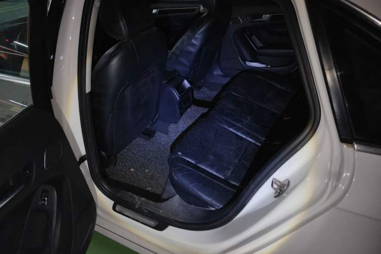 Used Audi A4L 2013 35 TFSI Automatic Standard Model Left Rear Seat