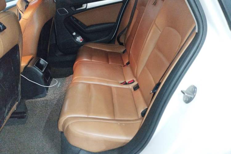 Used Audi A4L 2013 35 TFSI Automatic Standard Model Left Rear Seat