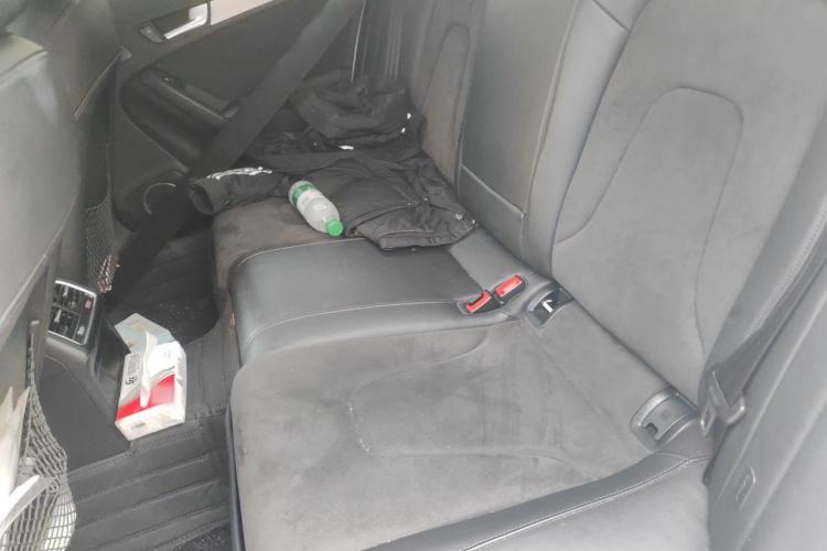 Used Audi A4L 2013 40 TFSI quattro Sport version Left Rear Seat