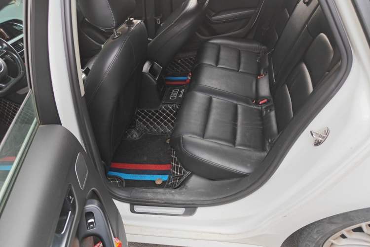 Used Audi A4L 2013 35 TFSI Automatic Standard Model Left Rear Seat