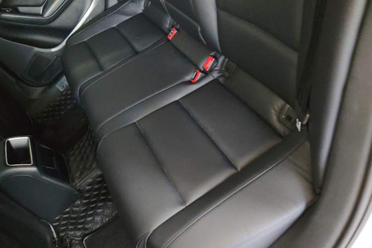 Used Audi A4L 2013 40 TFSI quattro Individual Sport Edition Left Rear Seat