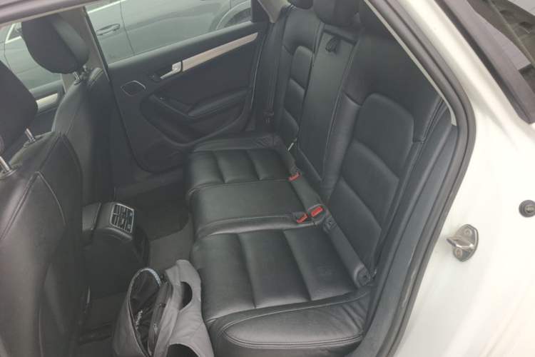 Used Audi A4L 2013 35 TFSI Automatic Standard Model Left Rear Seat