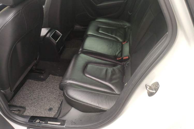 Used Audi A4L 2013 35 TFSI Automatic Comfort Model Left Rear Seat