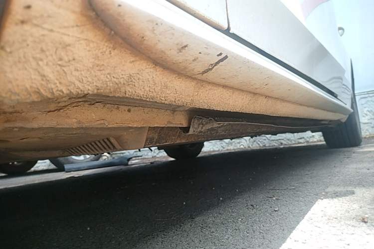 Used Audi A4L 2013 35 TFSI Automatic Comfort Model Left Side Sill