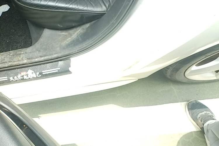 Used Audi A4L 2013 35 TFSI Automatic Comfort Model Left Side Sill