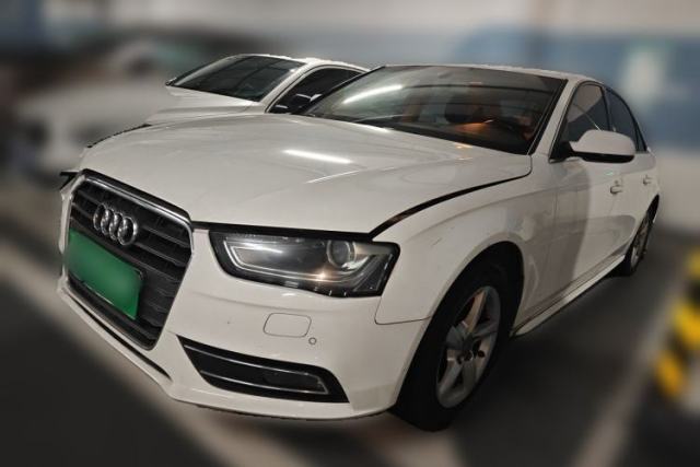 Ojetý Audi A4L 2013 35 TFSI Automatic Standard Model