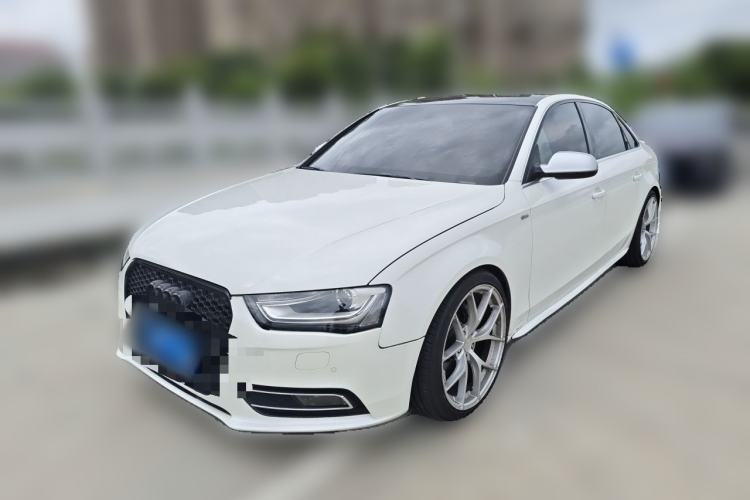 Used Audi A4L 2013 35 TFSI Automatic Comfort Model Guazi used car, China used car export, Used car for sale, Used  cars, Cheapest cars for sale