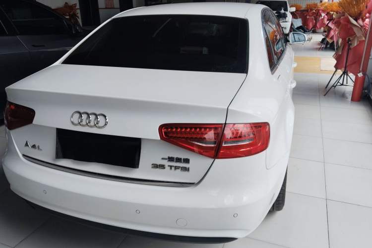 Used Audi A4L 2013 35 TFSI Automatic Standard Model Rear Right 45 Deg
