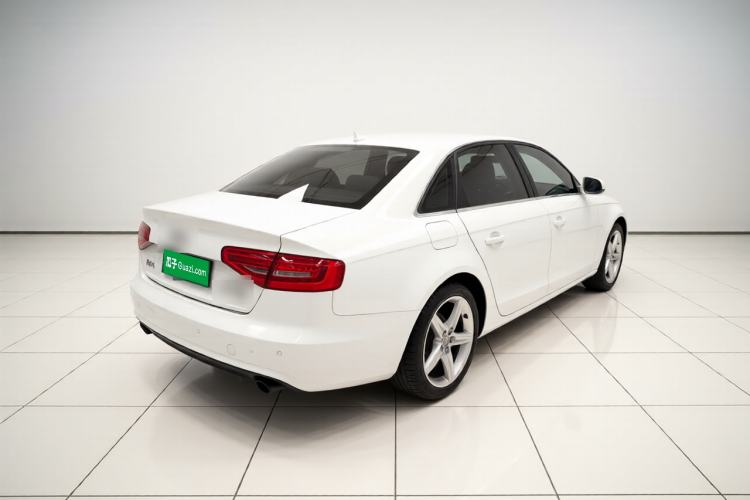 Used Audi A4L 2013 35 TFSI Automatic Comfort Model Rear Right 45 Deg