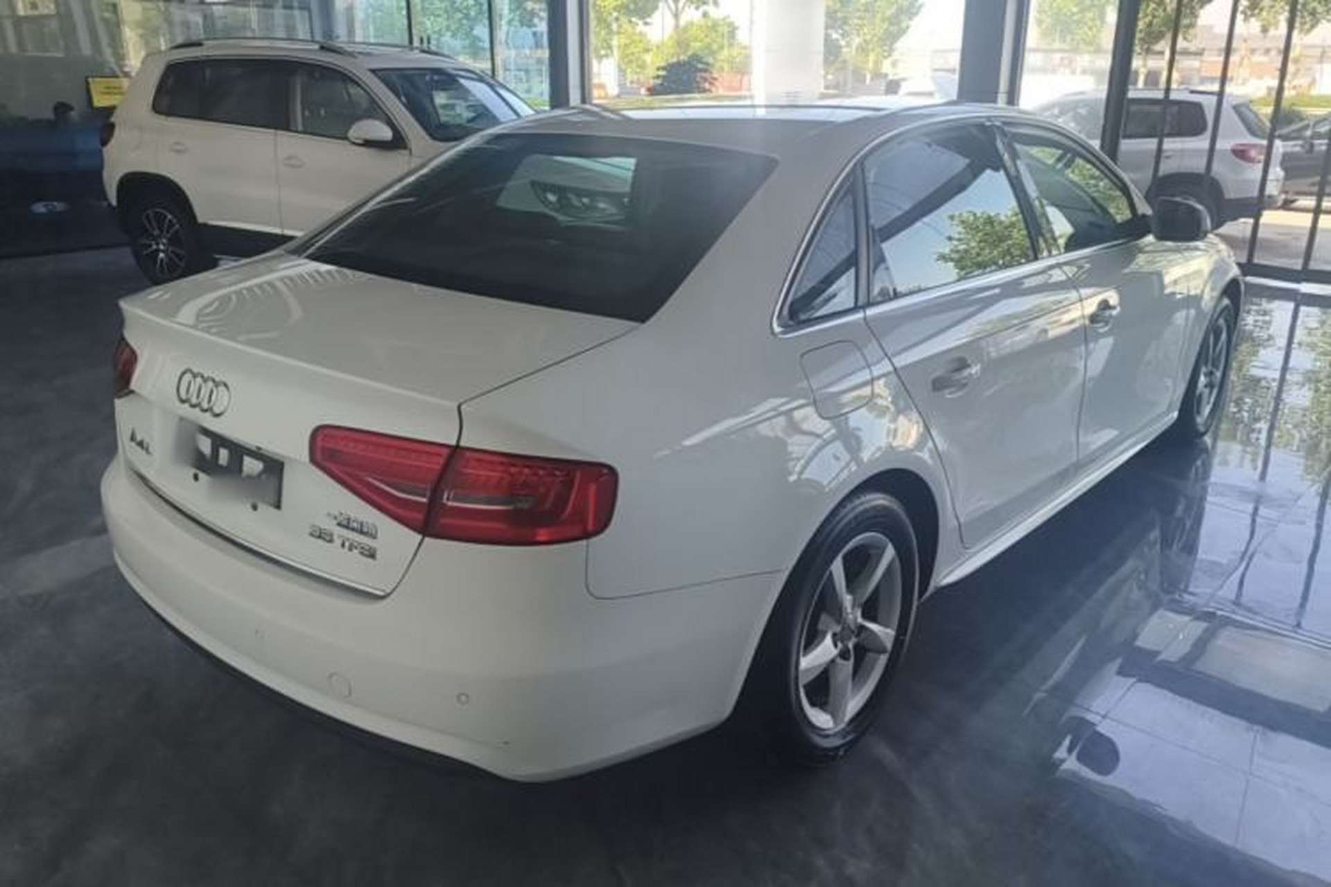 Used Audi A4L 2013 35 TFSI Automatic Comfort Model Rear Right 45 Deg