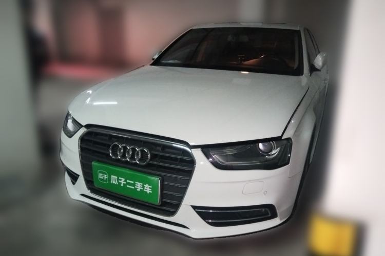 Used Audi A4L 2013 35 TFSI Automatic Comfort Model Guazi used car, China used car export, Used car for sale, Used cars, Cheapest cars for sale