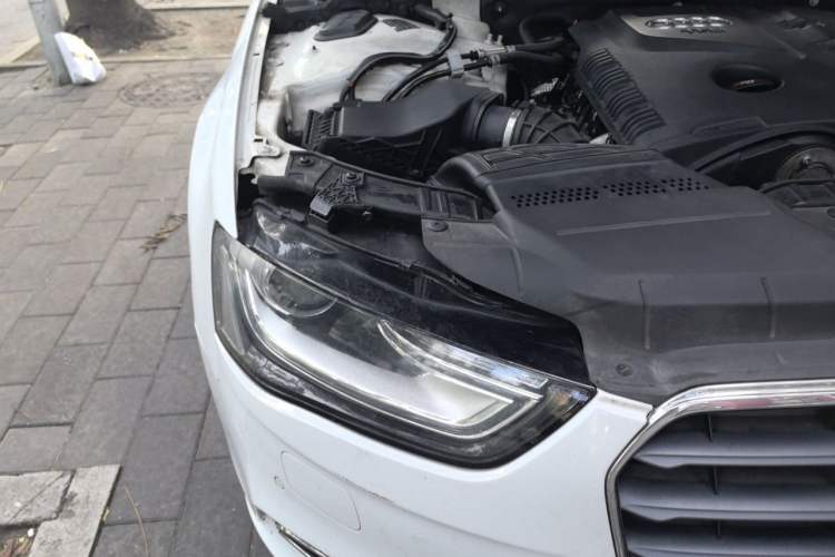 Used Audi A4L 2013 35 TFSI Automatic Technology Edition Right Front Headlight