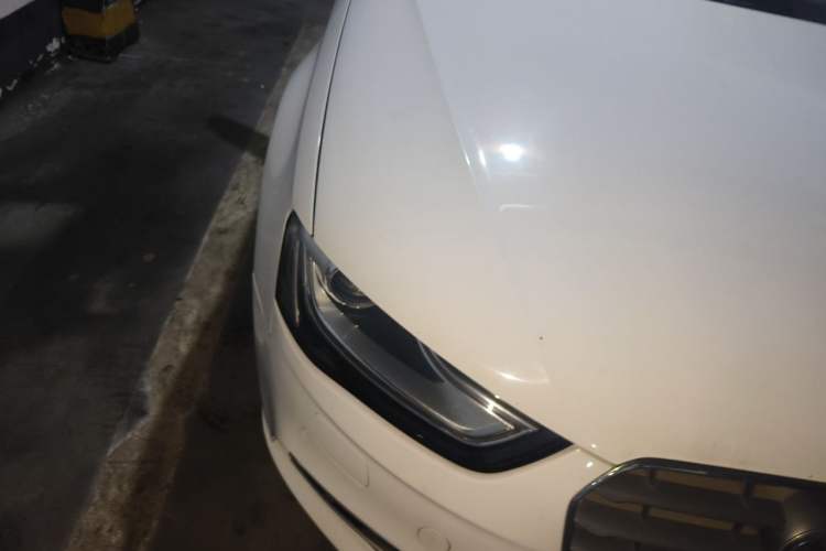 Used Audi A4L 2013 35 TFSI Automatic Comfort Model Right Front Headlight