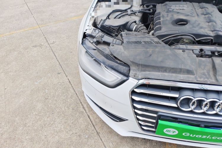 Used Audi A4L 2013 35 TFSI Automatic Standard Model Right Front Headlight