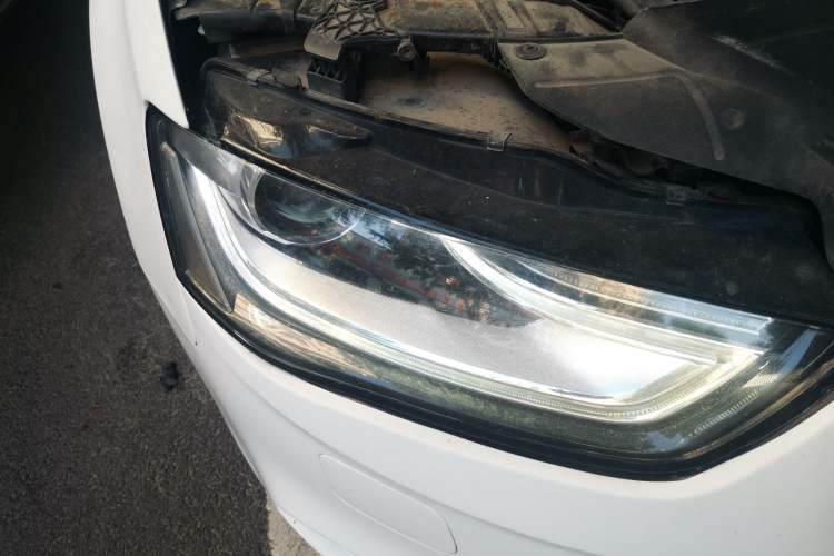 Used Audi A4L 2013 35 TFSI Automatic Technology Edition Right Front Headlight