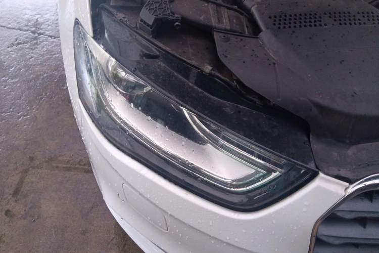 Used Audi A4L 2013 35 TFSI Automatic Comfort Model Right Front Headlight