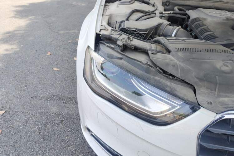 Used Audi A4L 2013 35 TFSI Automatic Standard Model Right Front Headlight