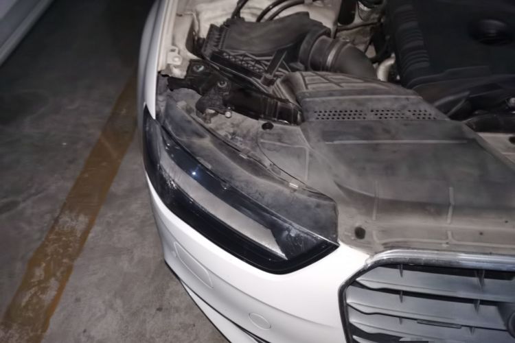 Used Audi A4L 2013 40 TFSI quattro Individual Sport Edition Right Front Headlight