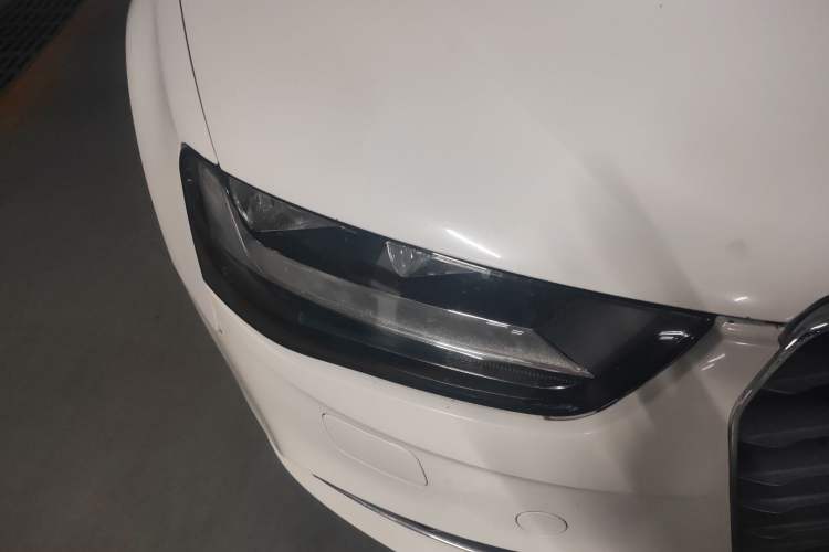 Used Audi A4L 2013 30 TFSI Automatic Comfort Model Right Front Headlight