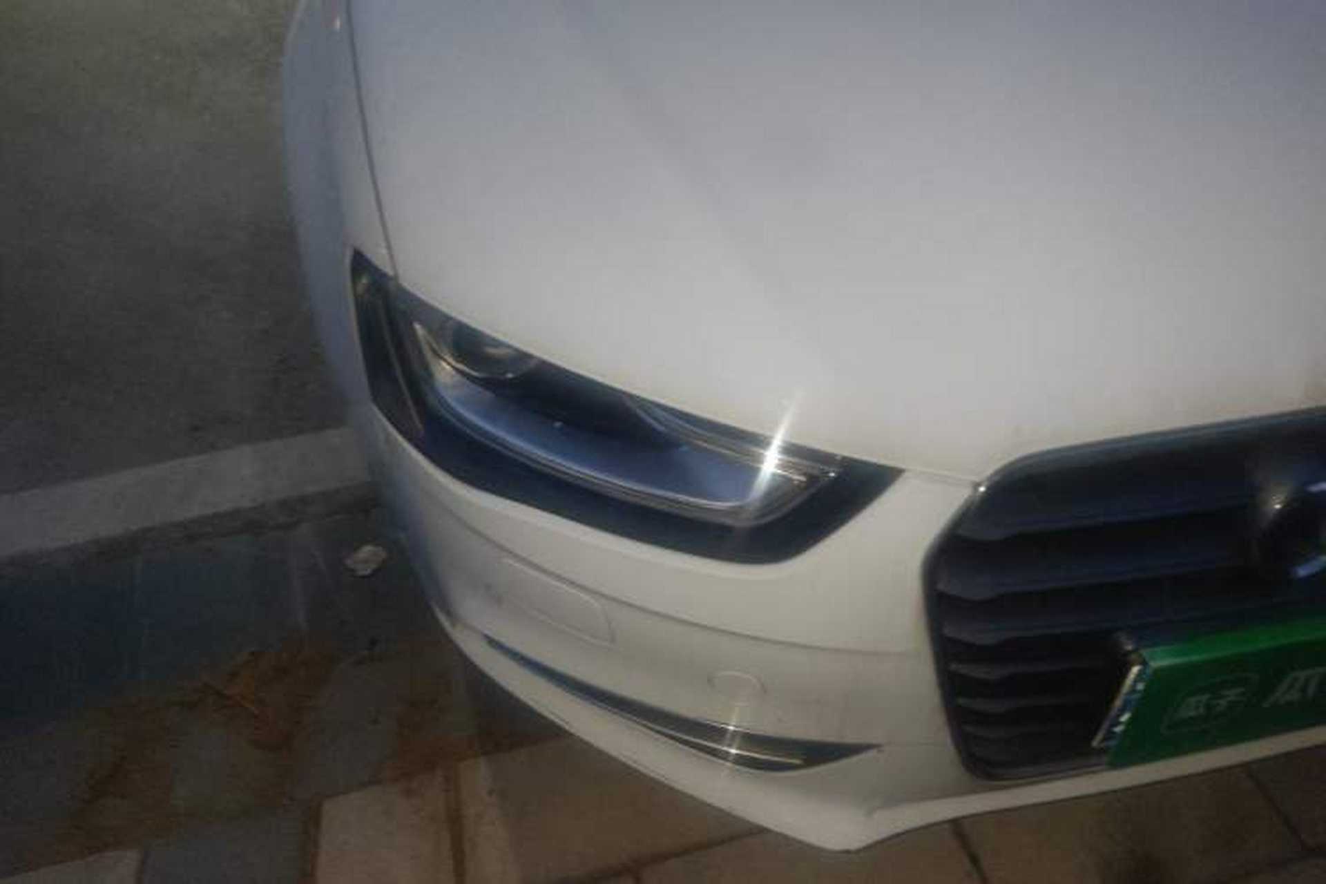 Used Audi A4L 2013 35 TFSI Automatic Comfort Model Right Front Headlight