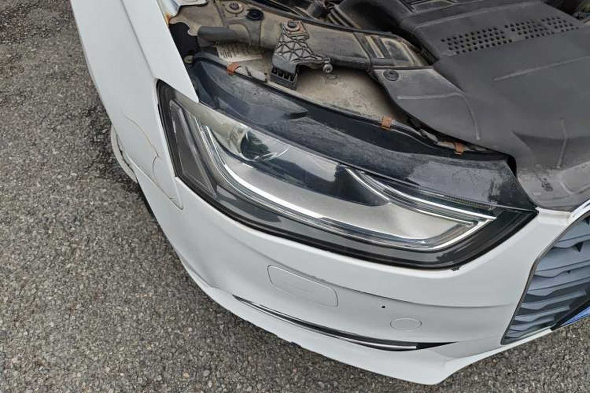 Used Audi A4L 2013 35 TFSI Automatic Standard Model Right Front Headlight