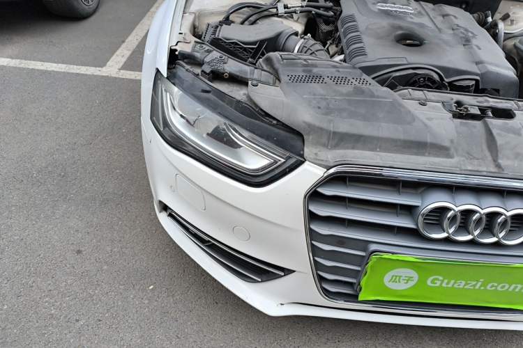 Used Audi A4L 2013 35 TFSI Automatic Technology Edition Right Front Headlight