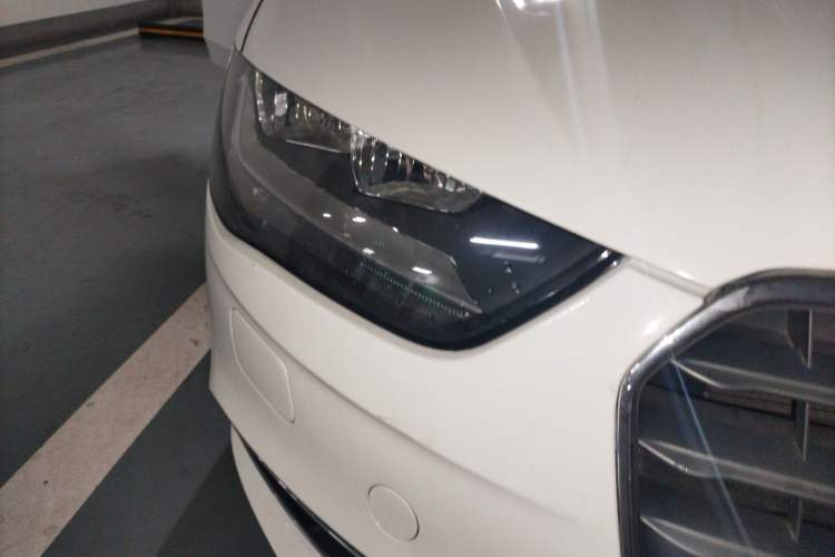 Used Audi A4L 2013 30 TFSI Automatic Comfort Model Right Front Headlight