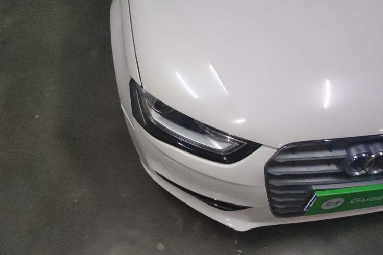 Used Audi A4L 2013 35 TFSI Automatic Standard Model Right Front Headlight