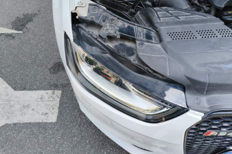 Used Audi A4L 2013 35 TFSI Automatic Standard Model Right Front Headlight